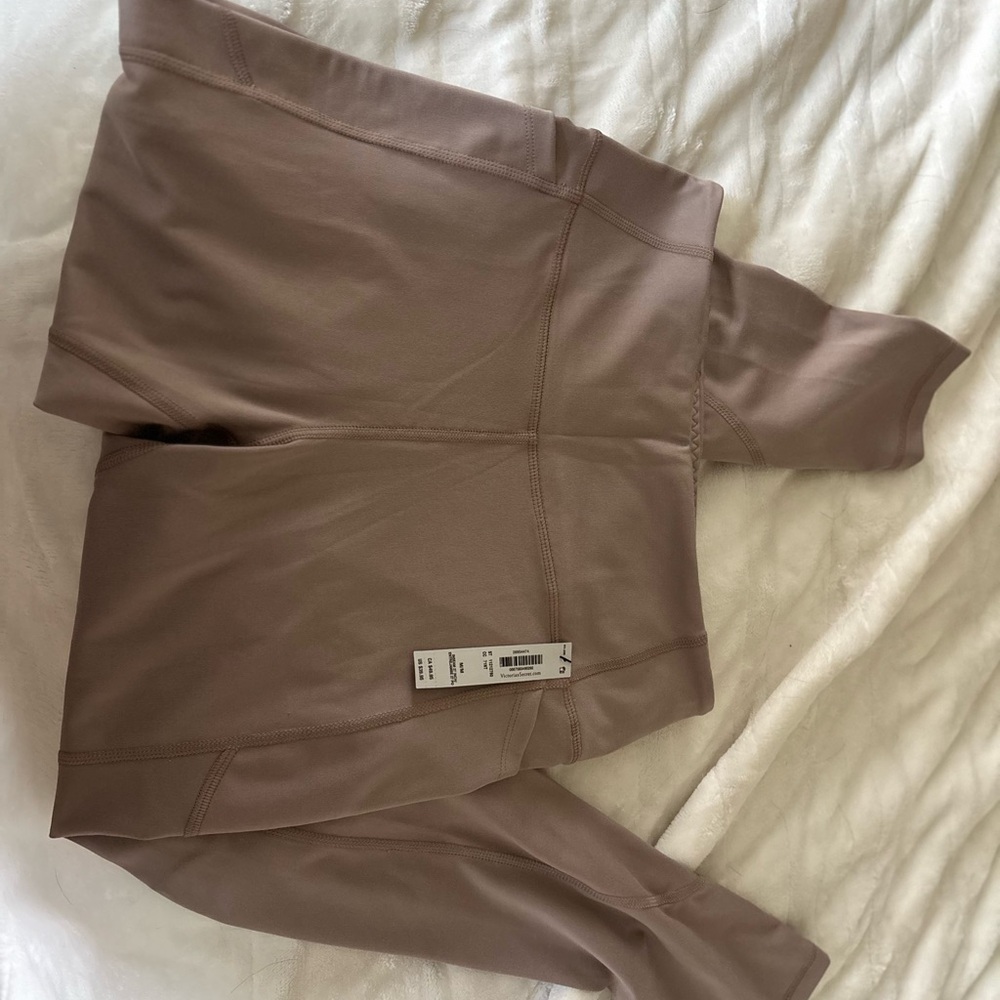 Victoria’s Secret- Tan High-Waisted Leggings NWT
